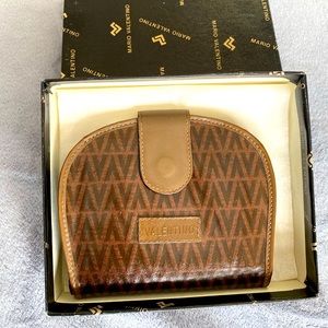 Valentino wallet